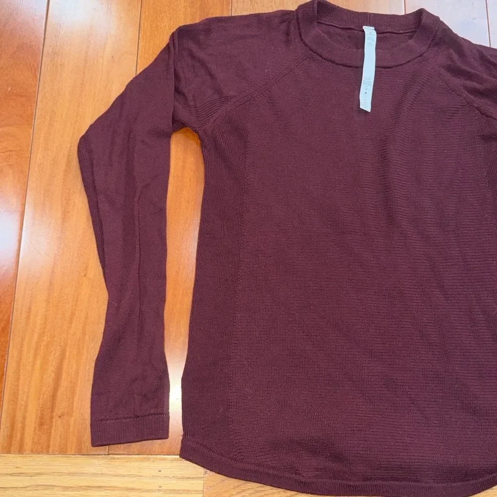 Lululemon Women's Burgundy Long Sleeve Merino‎ Wool Sweater Size 10